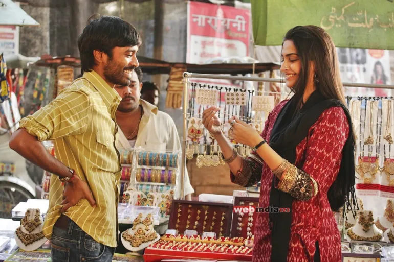 Dhanush and Sonam Kapoor on a crowded Varanasi street set during shoot of Raanjhanaa