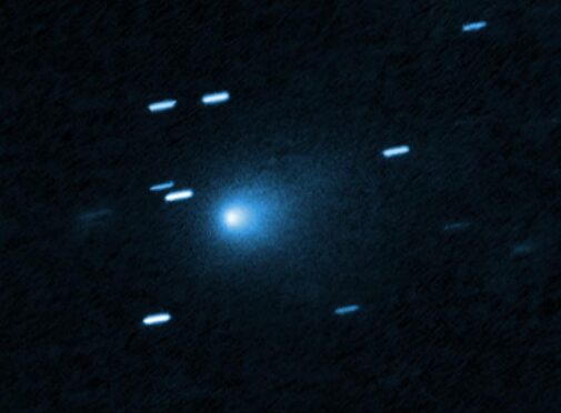 Фото межзвездной кометы 3I/ATLAS, сделанное телескопом Hubble