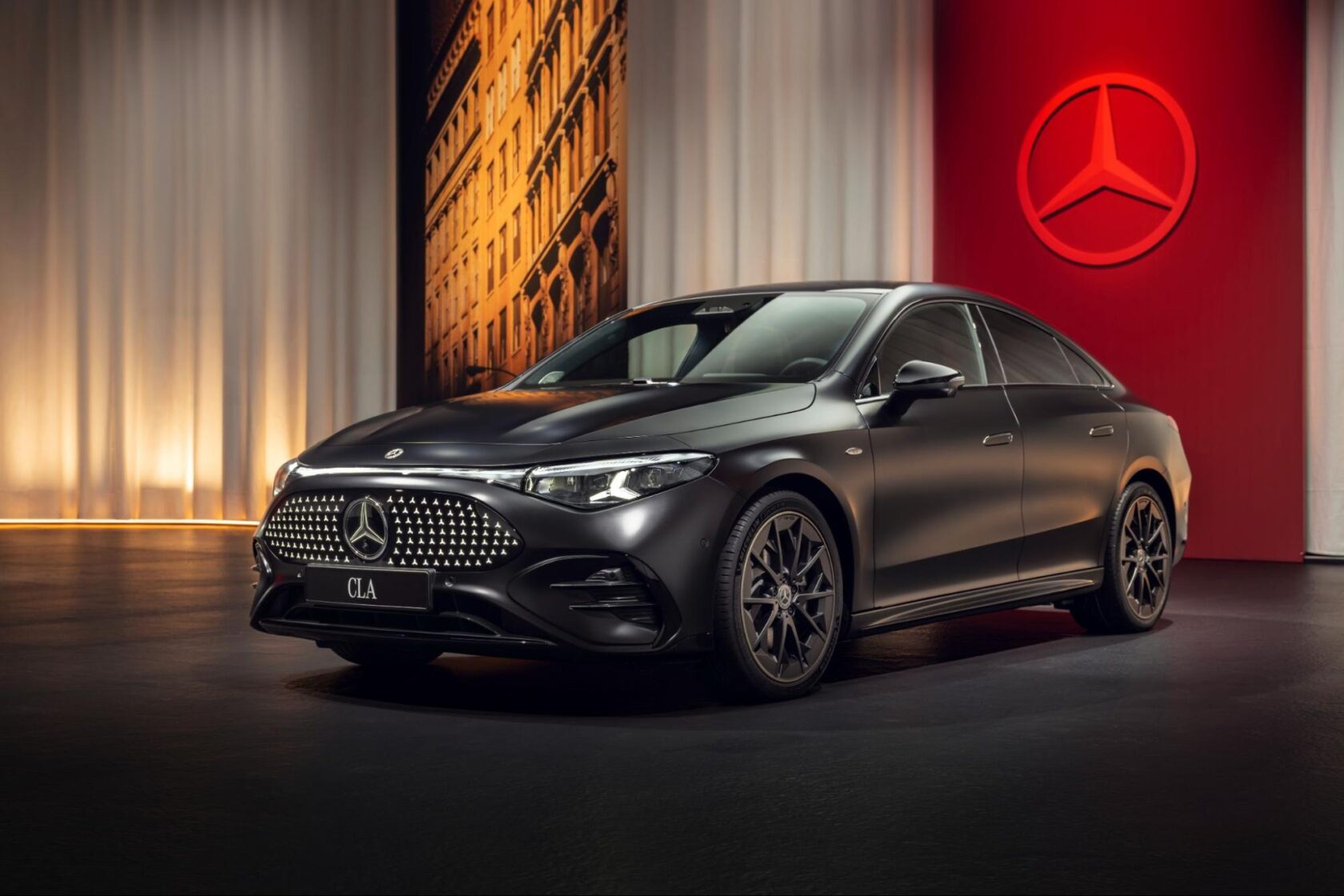 Автомобили Mercedes-Benz на конференции IAA Mobility 2025